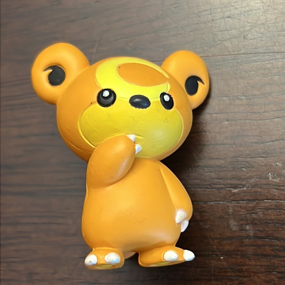 TEDDIURSA POKEMON - Picture 1 of 5
